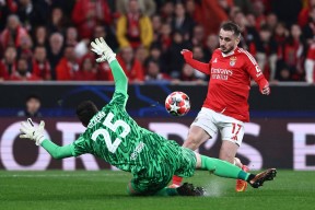 棋牌游戏关于本菲卡迎欧冠关键赛，今晨强势反弹，话题不断，心理建设被强调的信息